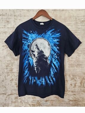 Vintage Wolf Shirt Men's M Navy Blue Howling at the Moon Graphic Tee